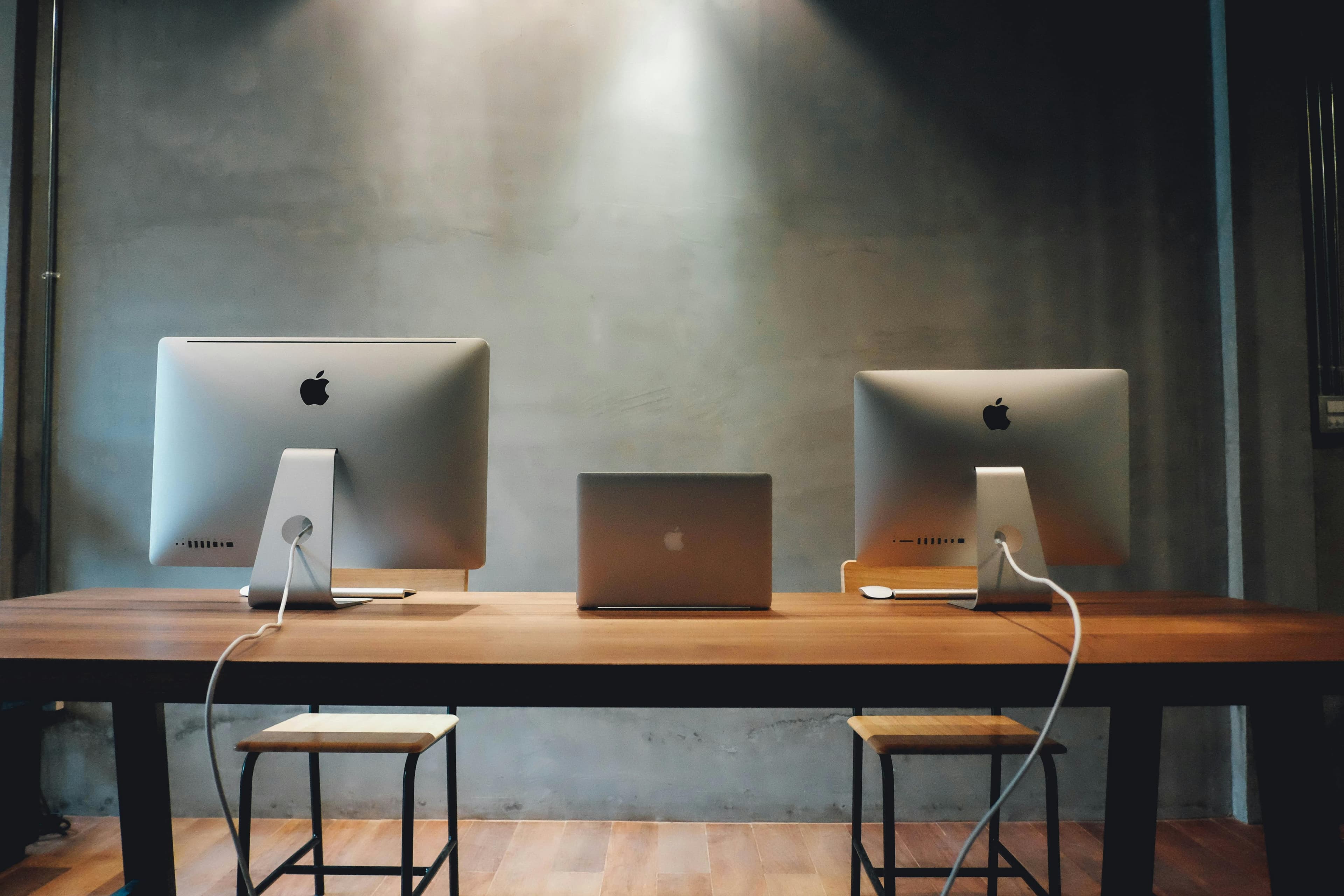 Desktop with iMacs Image